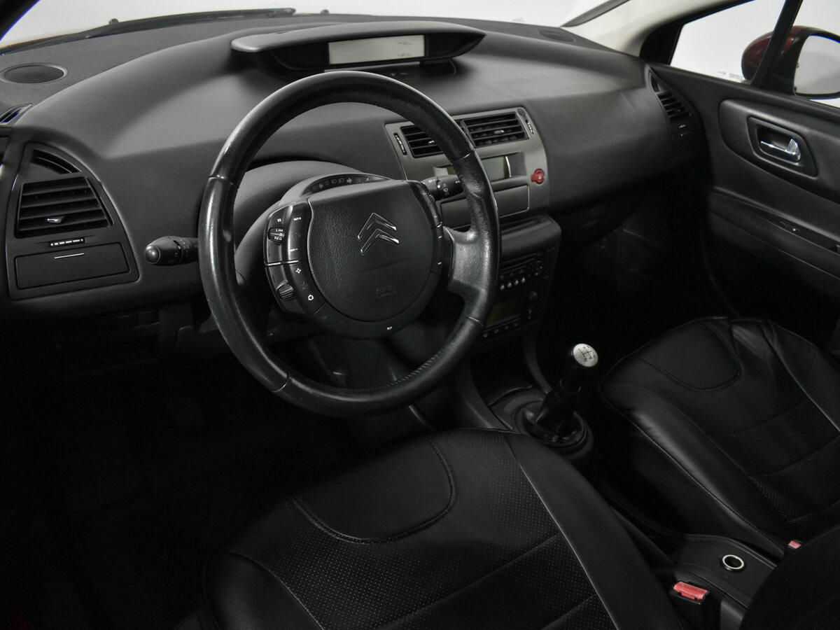 Citroen C4 с пробегом — 2010 год. Фото: #6