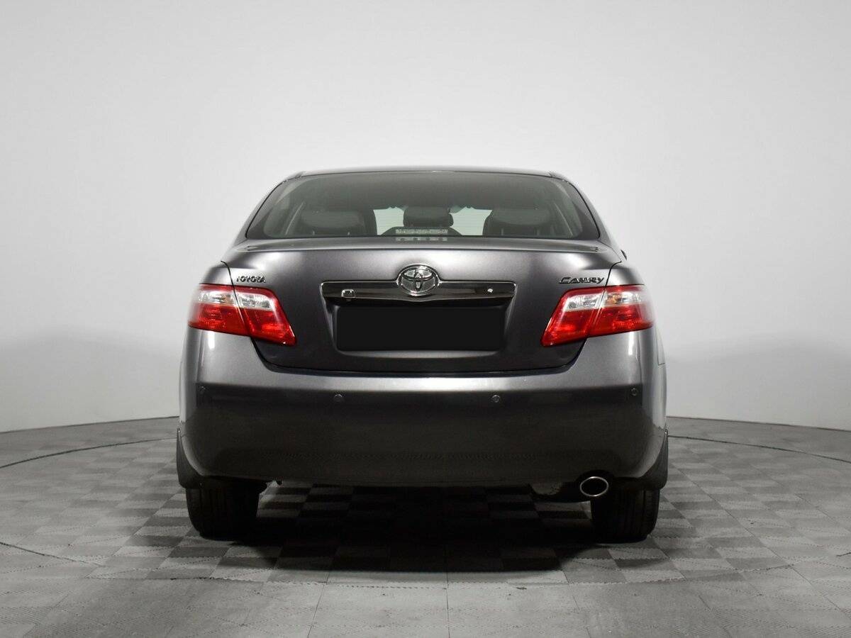 Toyota Camry с пробегом — 2010 год. Фото: #5