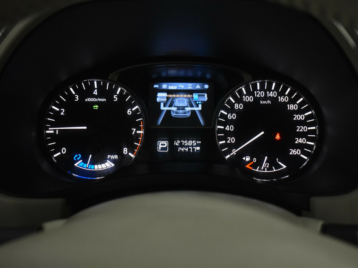 Nissan Pathfinder с пробегом — 2014 год. Фото: #18