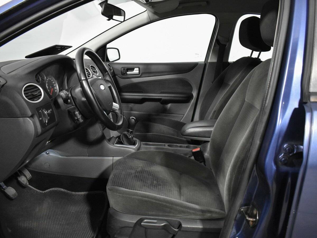 Ford Focus с пробегом — 2007 год. Фото: #5