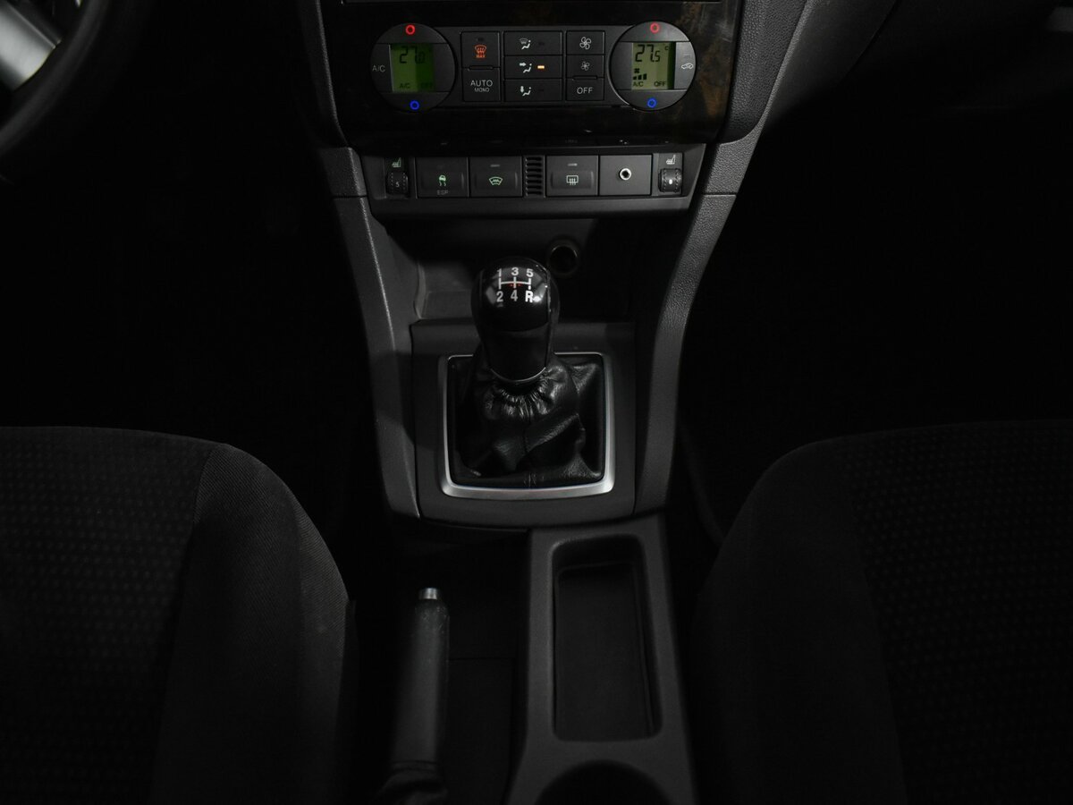 Ford Focus с пробегом — 2007 год. Фото: #11