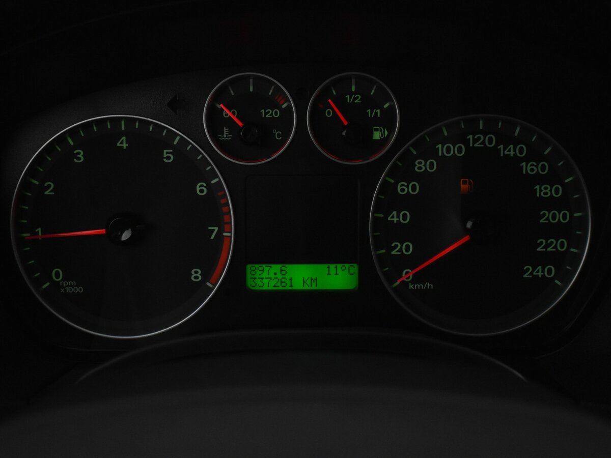 Ford Focus с пробегом — 2007 год. Фото: #12