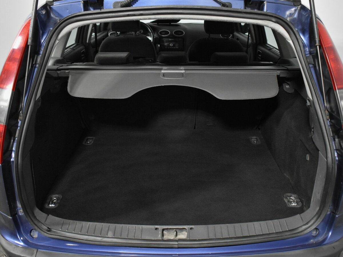 Ford Focus с пробегом — 2007 год. Фото: #13