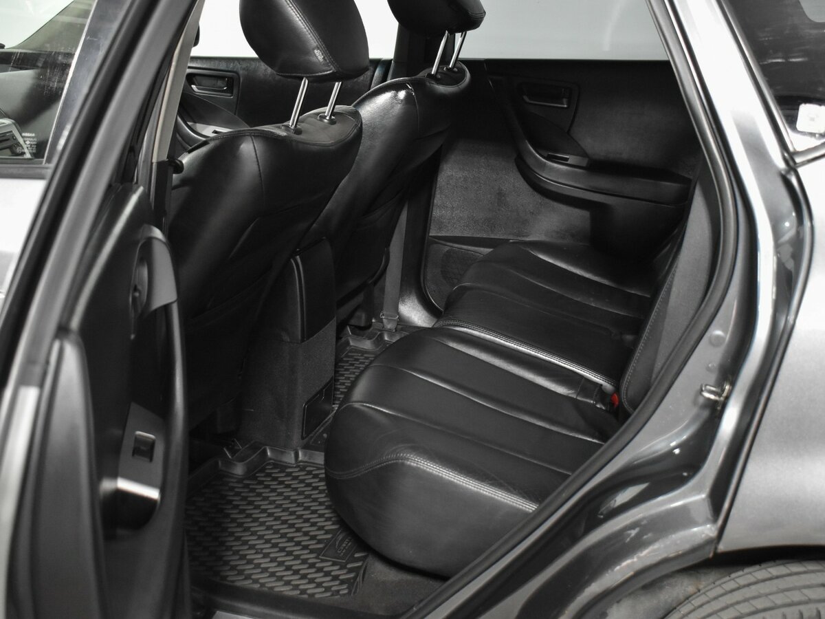 Nissan Murano с пробегом — 2006 год. Фото: #7