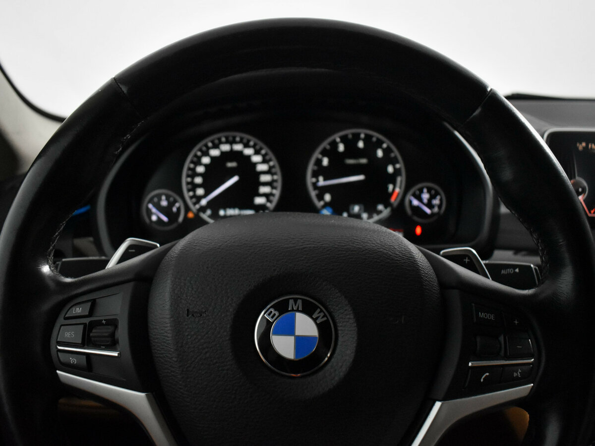 BMW X6 с пробегом — 2016 год. Фото: #16