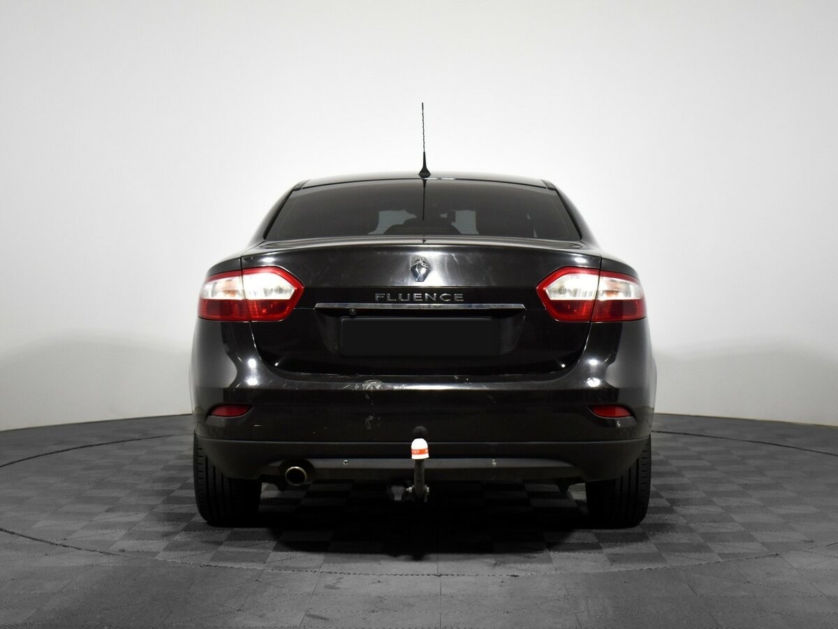 Renault Fluence с пробегом — 2011 год. Фото: #4
