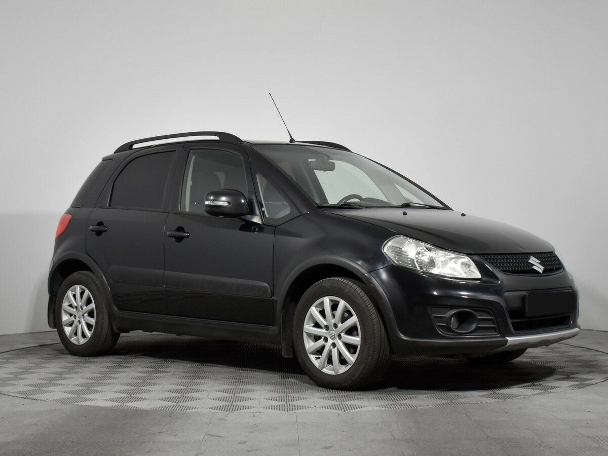 Suzuki SX4 с пробегом — 2011 год. Фото: #2