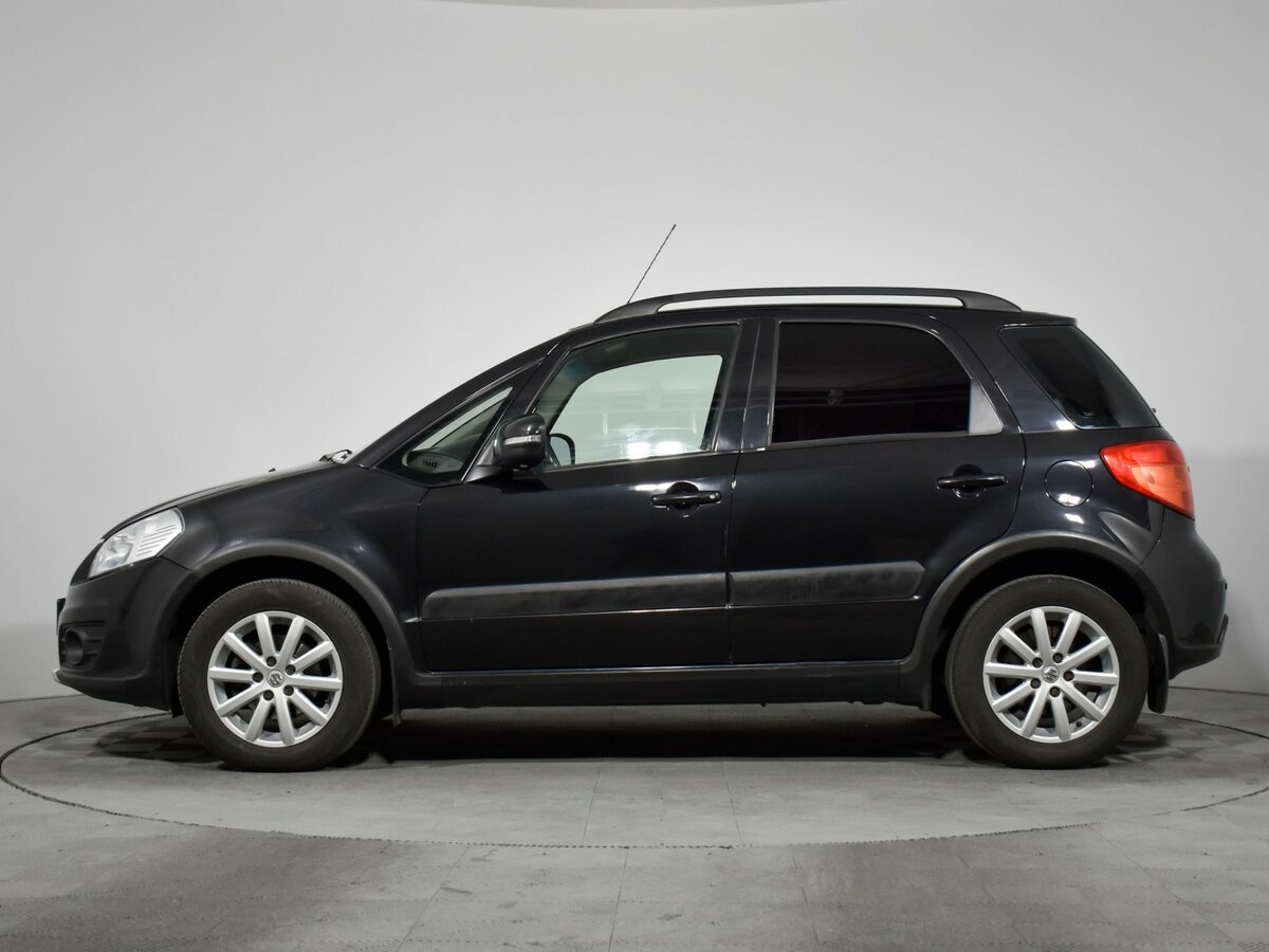 Suzuki SX4 с пробегом — 2011 год. Фото: #6