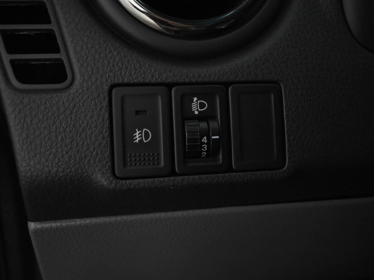 Suzuki SX4 с пробегом — 2011 год. Фото: #14