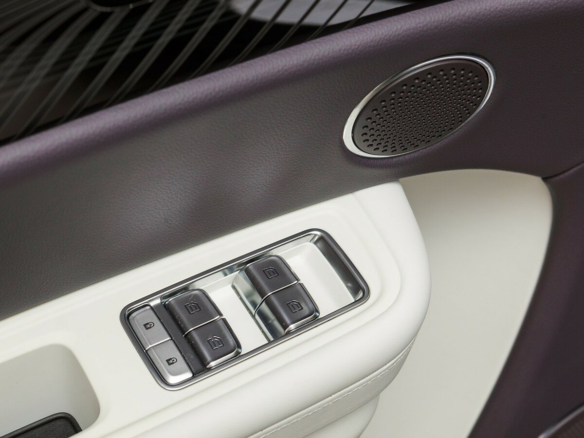 Hongqi E-HS9 с пробегом — 2022 год. Фото: #11