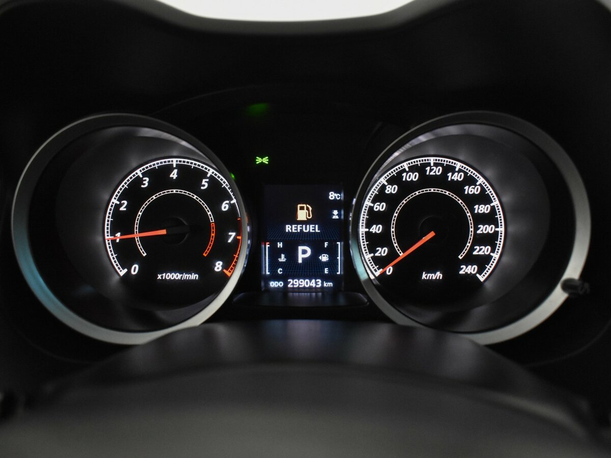 Mitsubishi Lancer с пробегом — 2011 год. Фото: #13