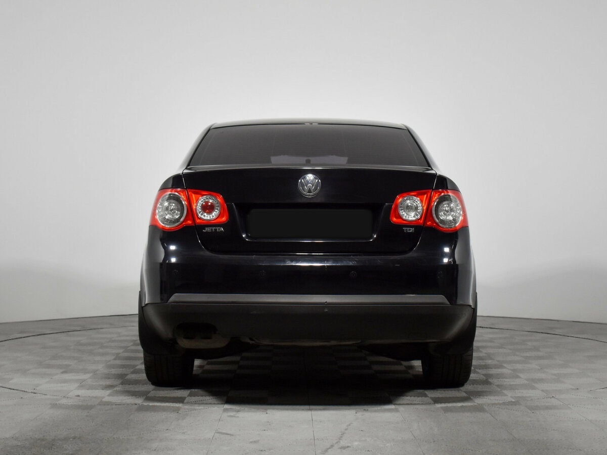 Volkswagen Jetta с пробегом — 2008 год. Фото: #4