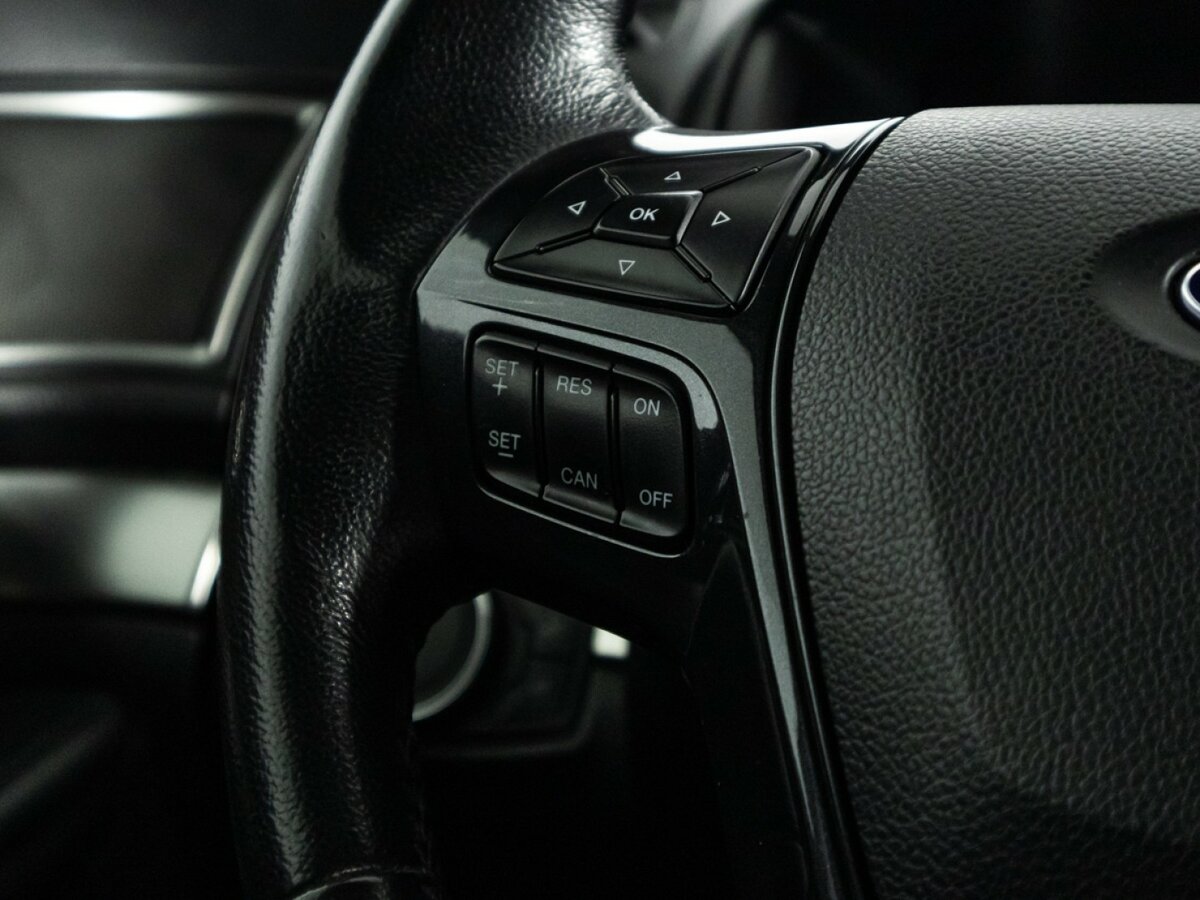Ford Explorer с пробегом — 2019 год. Фото: #17