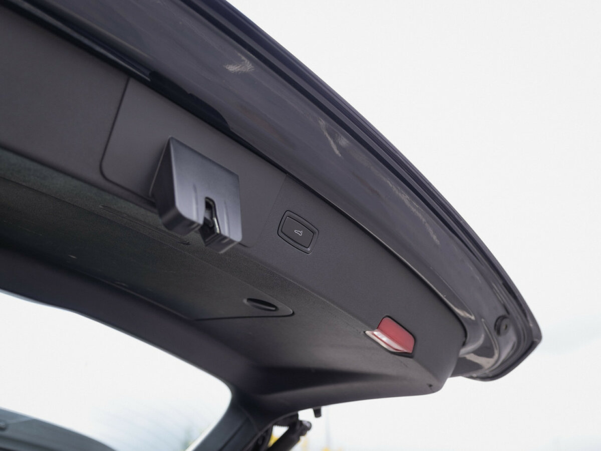 Porsche Cayenne с пробегом — 2018 год. Фото: #18