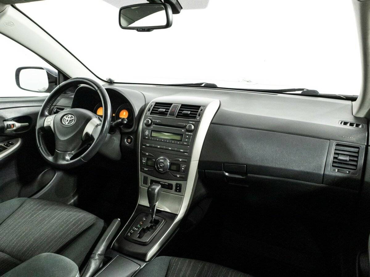 Toyota Corolla с пробегом — 2007 год. Фото: #8