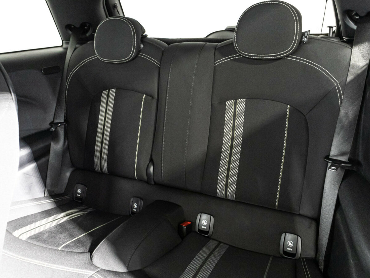 Mini Hatch с пробегом — 2020 год. Фото: #9