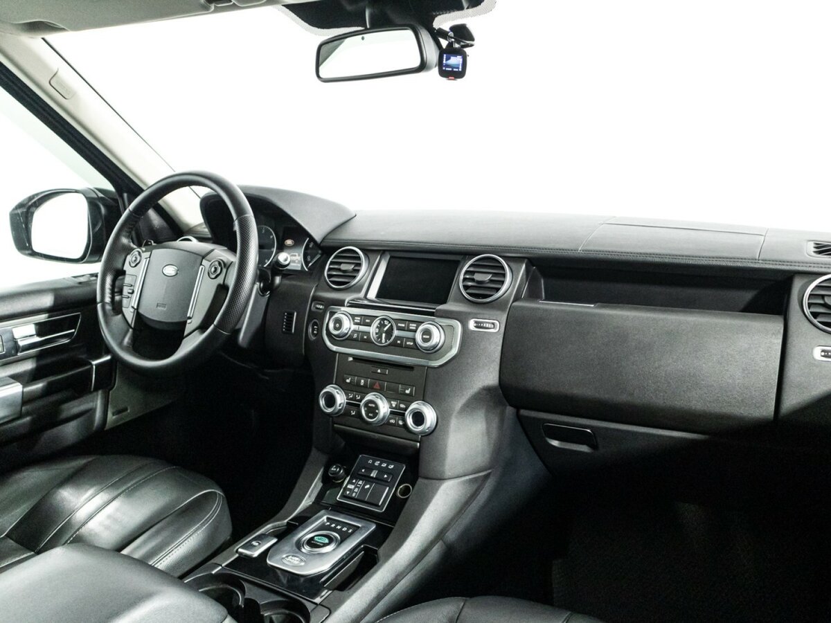 Land Rover Discovery с пробегом — 2014 год. Фото: #8