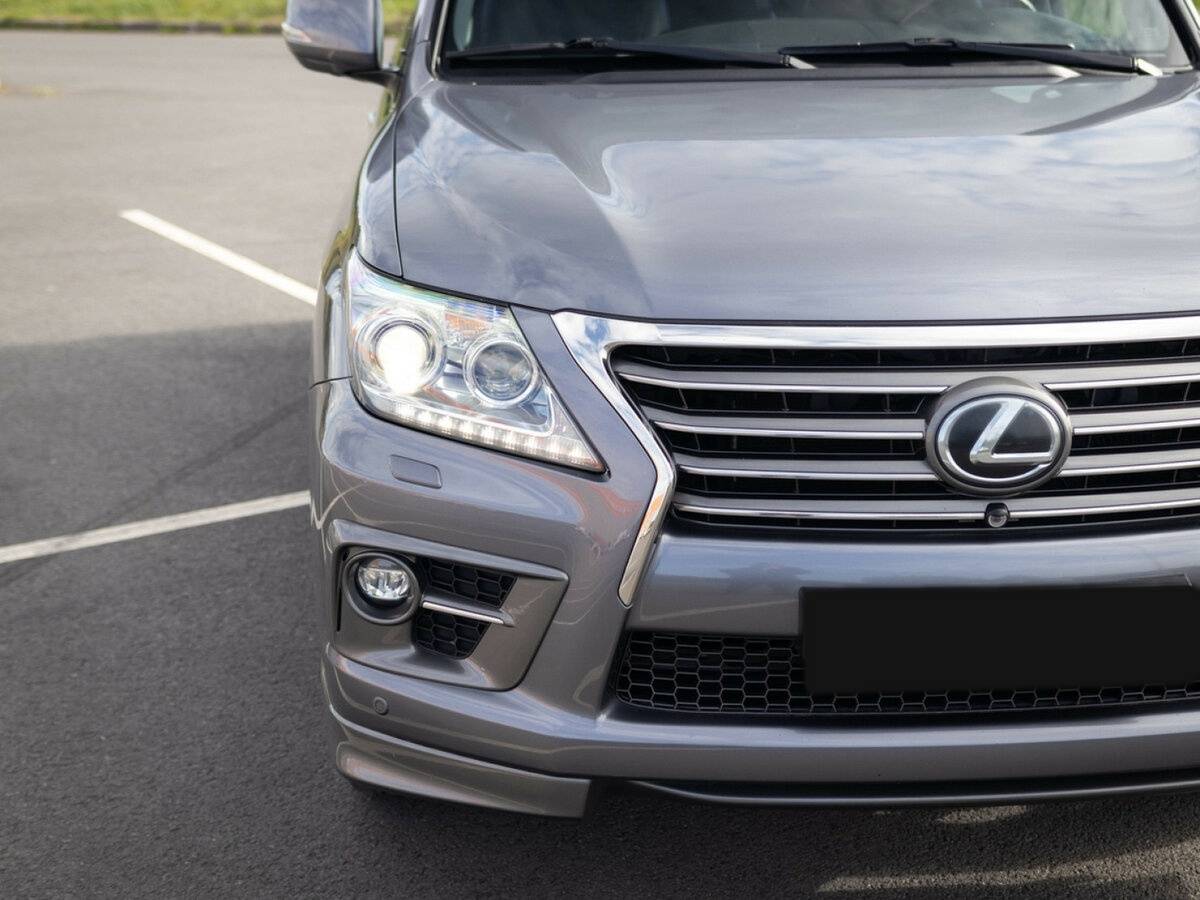 Lexus LX с пробегом — 2014 год. Фото: #4