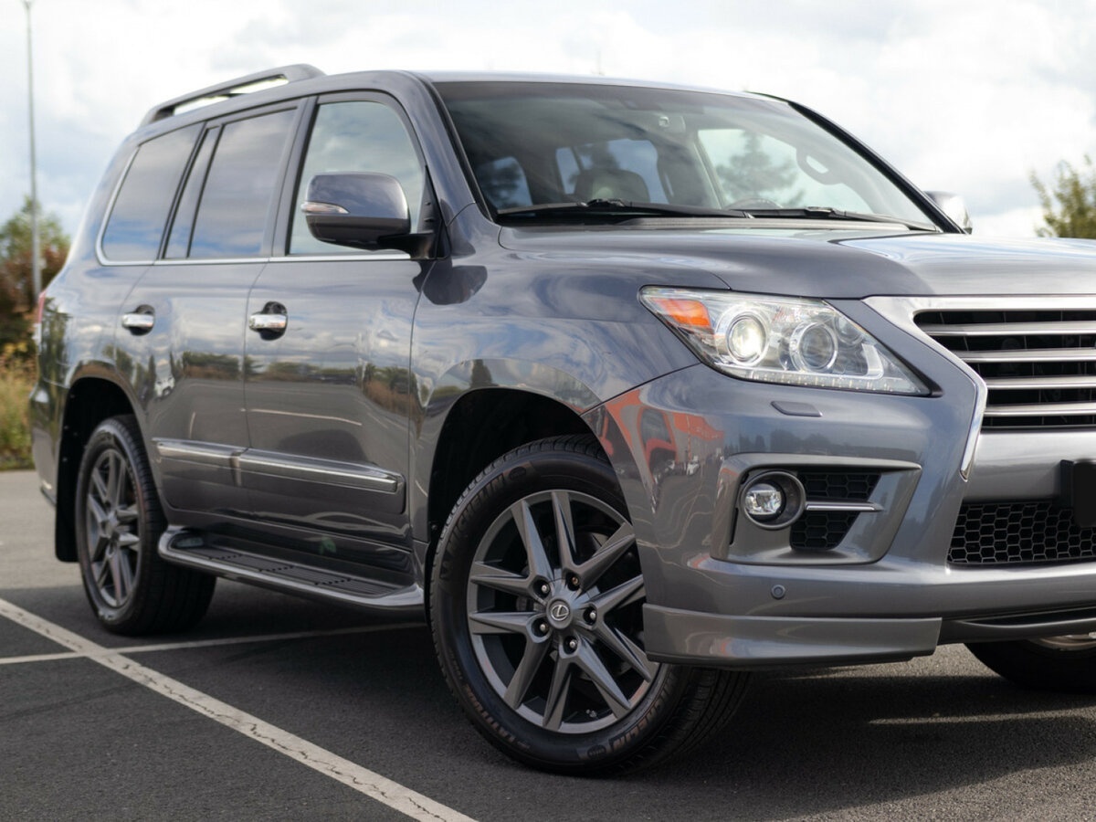 Lexus LX с пробегом — 2014 год. Фото: #6