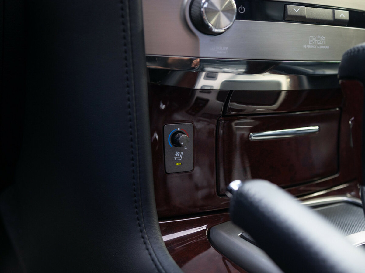 Lexus LX с пробегом — 2014 год. Фото: #28