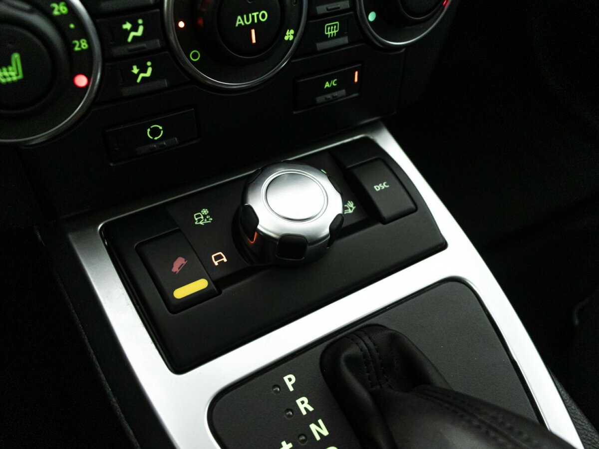 Land Rover Freelander с пробегом — 2010 год. Фото: #15