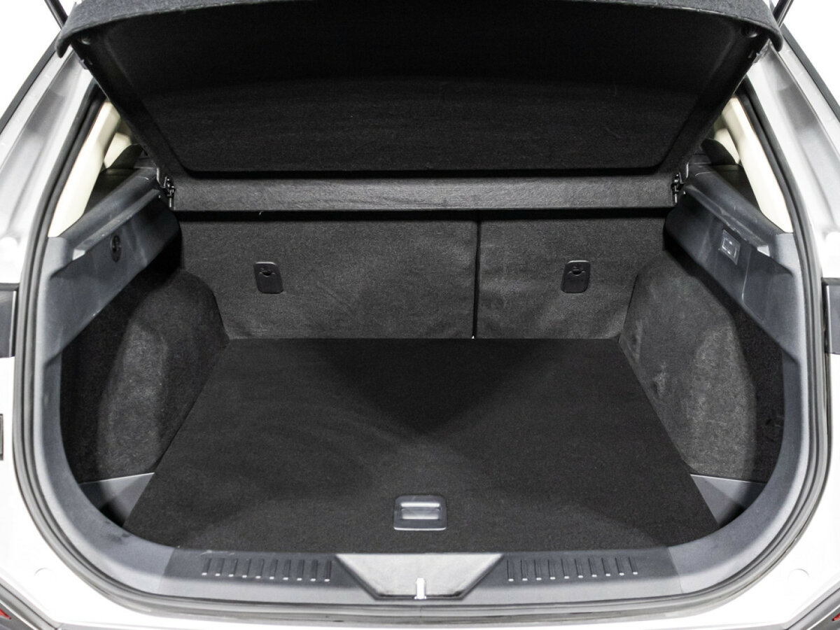 FAW Bestune T77 с пробегом — 2024 год. Фото: #13