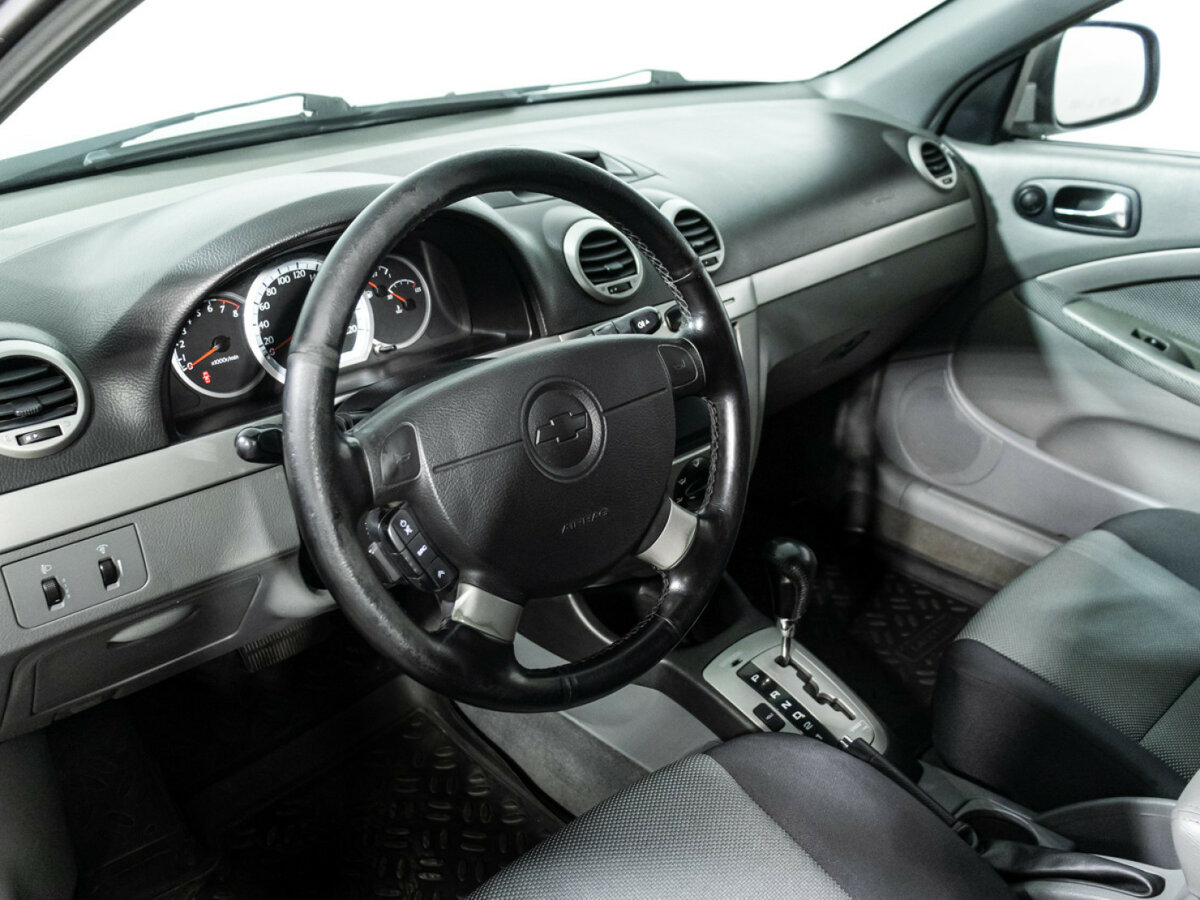 Chevrolet Lacetti с пробегом — 2011 год. Фото: #10