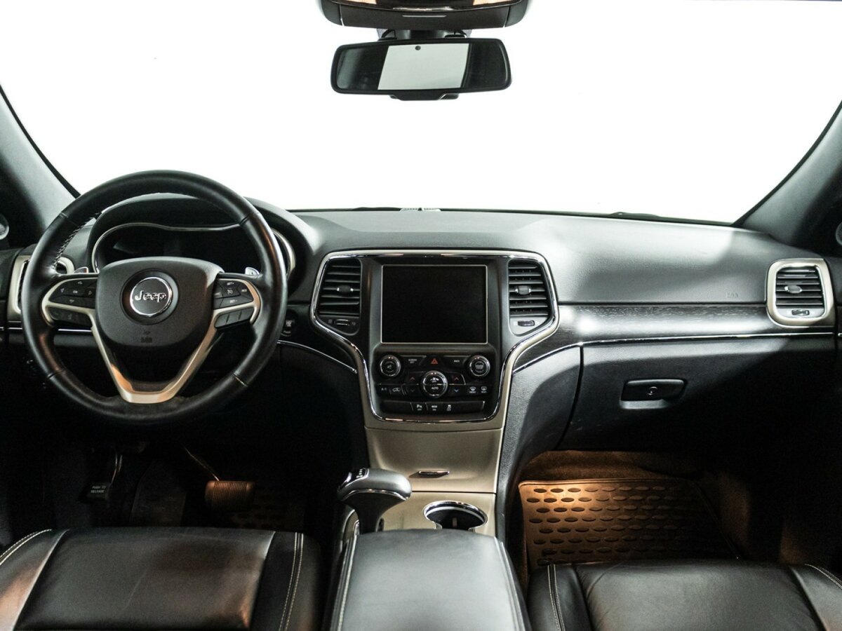 Jeep Grand Cherokee с пробегом — 2015 год. Фото: #12