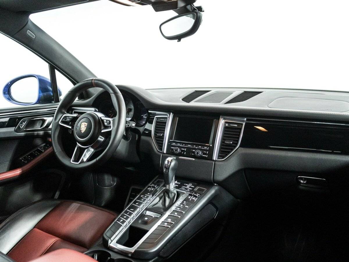 Porsche Macan с пробегом — 2015 год. Фото: #8