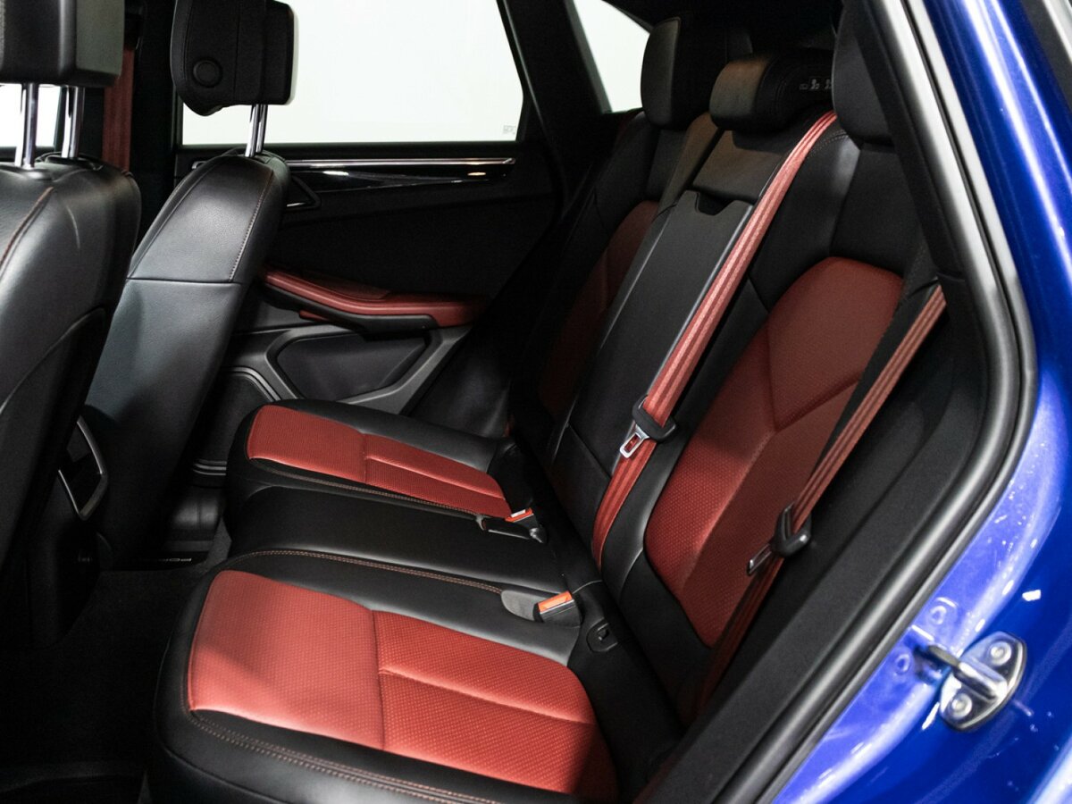 Porsche Macan с пробегом — 2015 год. Фото: #9
