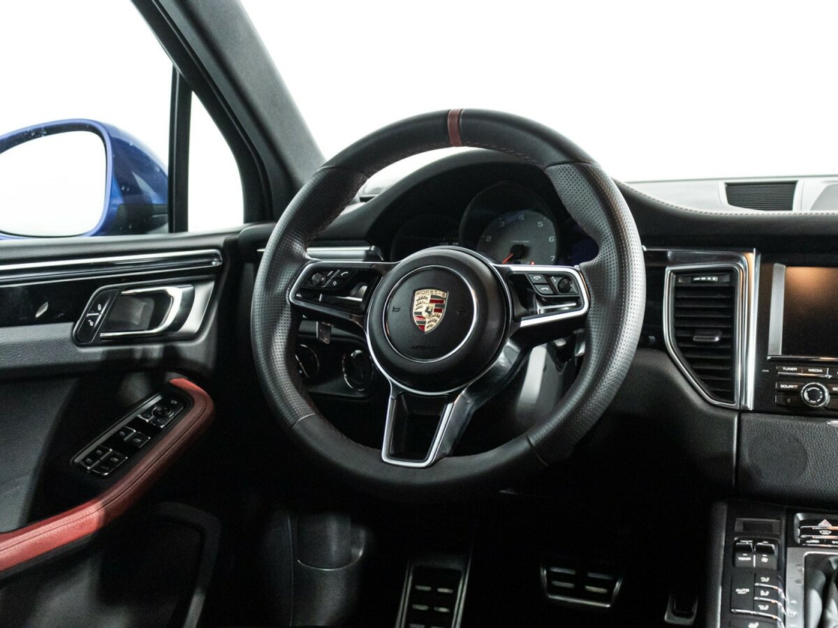 Porsche Macan с пробегом — 2015 год. Фото: #19