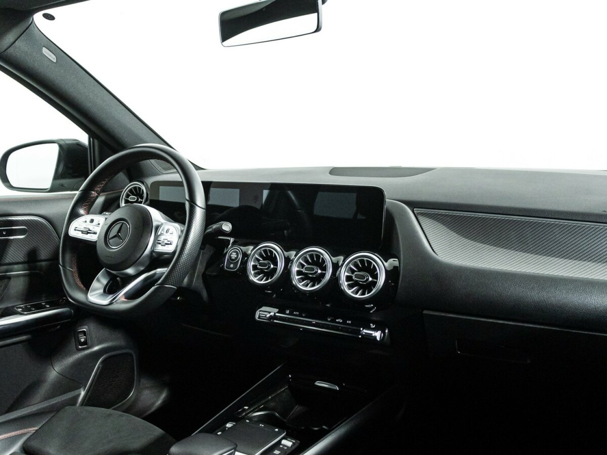 Mercedes-Benz GLA с пробегом — 2021 год. Фото: #8