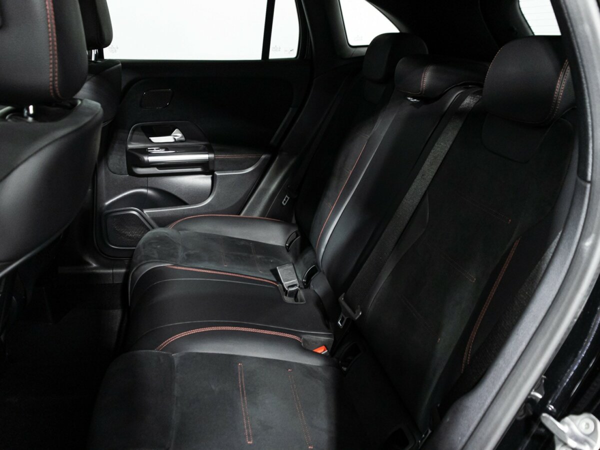 Mercedes-Benz GLA с пробегом — 2021 год. Фото: #9