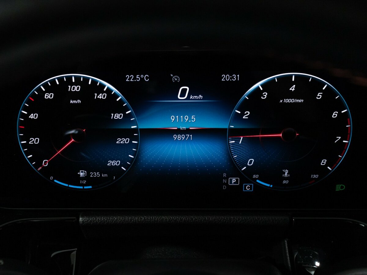 Mercedes-Benz GLA с пробегом — 2021 год. Фото: #11