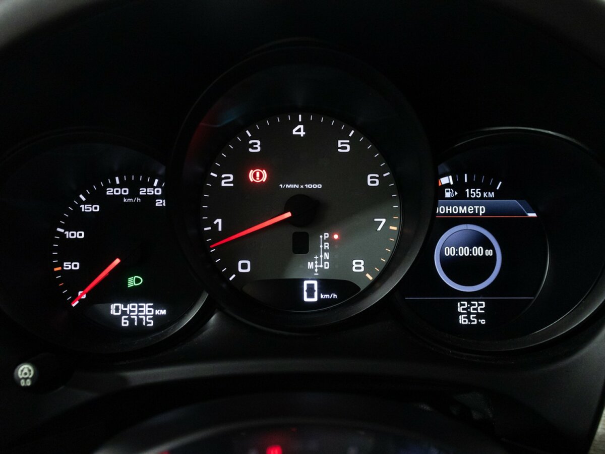 Porsche Macan с пробегом — 2016 год. Фото: #11