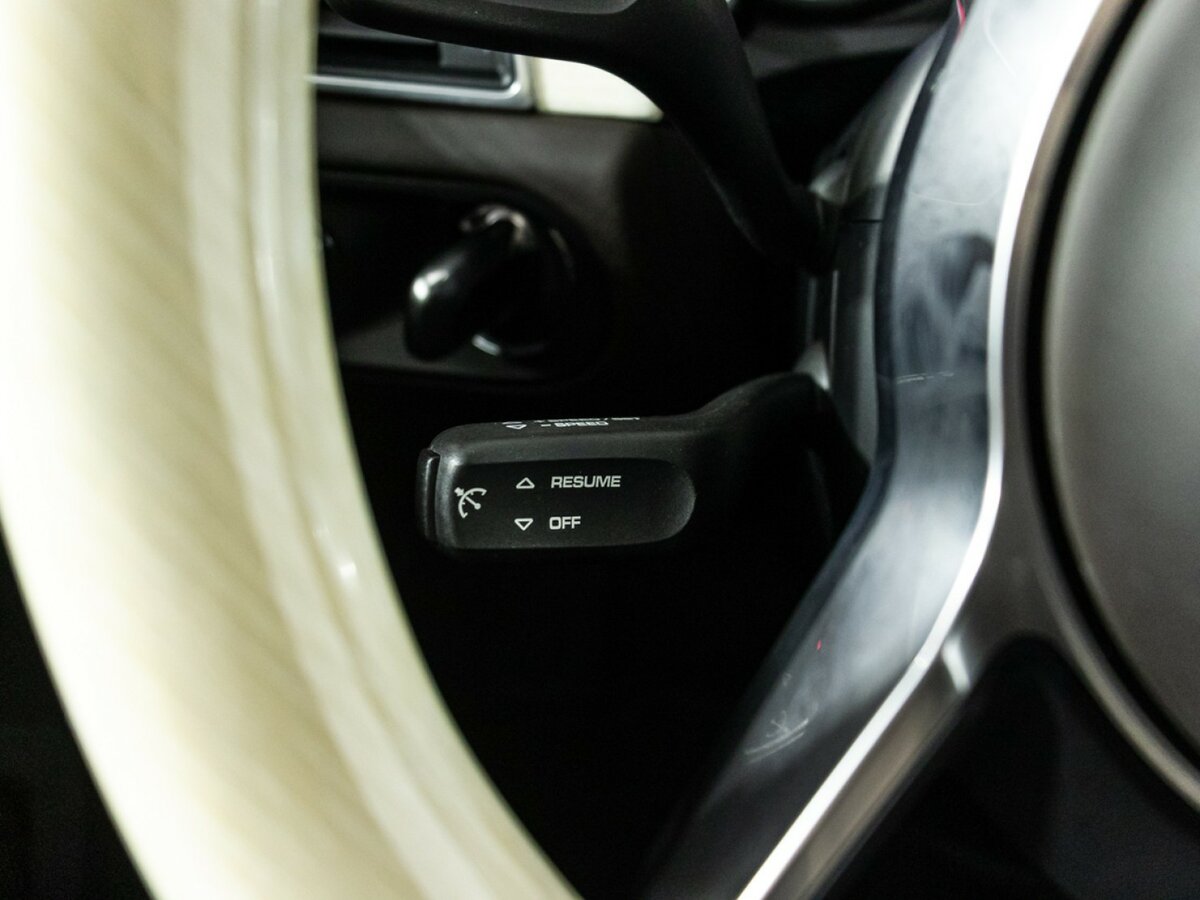 Porsche Macan с пробегом — 2016 год. Фото: #21