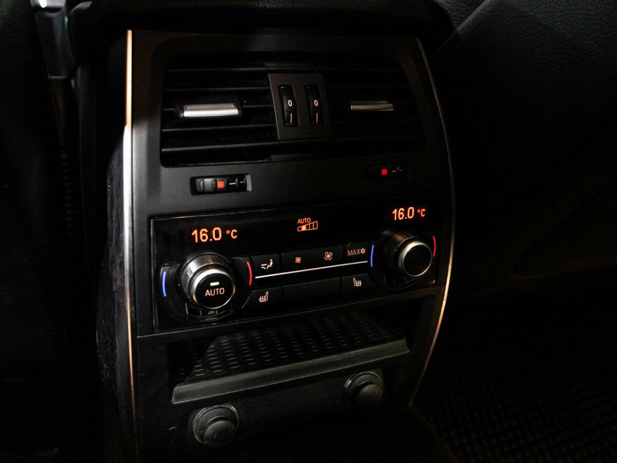 BMW 5 серии с пробегом — 2011 год. Фото: #15