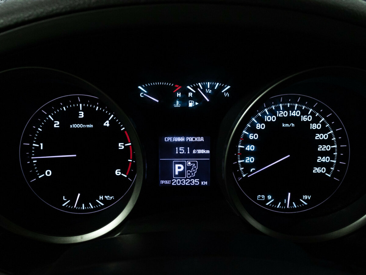 Toyota Land Cruiser с пробегом — 2009 год. Фото: #9