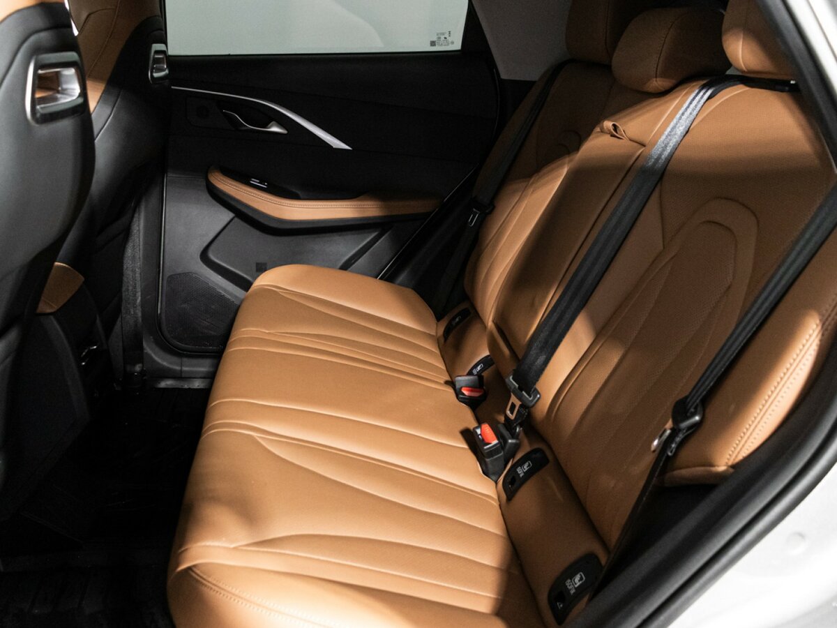 OMODA C5 с пробегом — 2023 год. Фото: #9