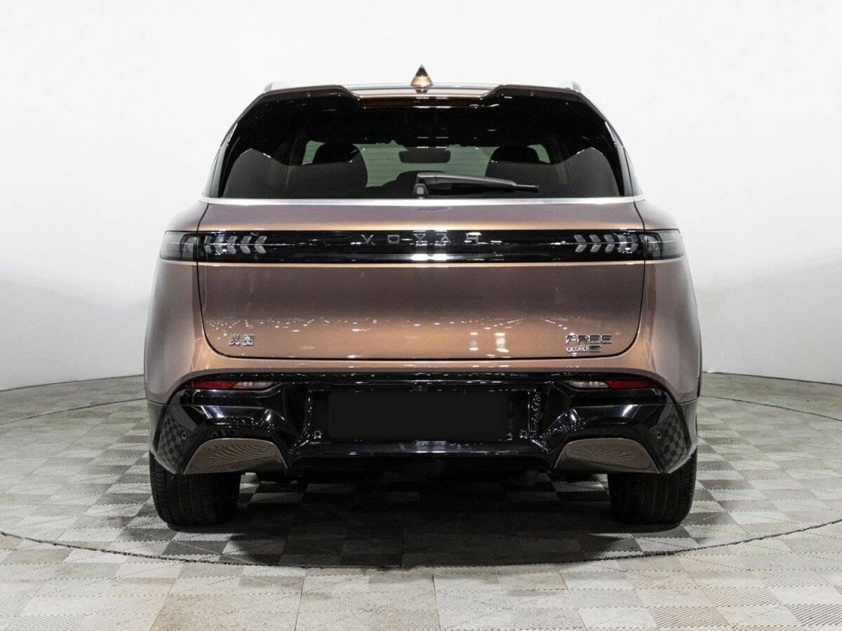 Voyah Free с пробегом — 2023 год. Фото: #5