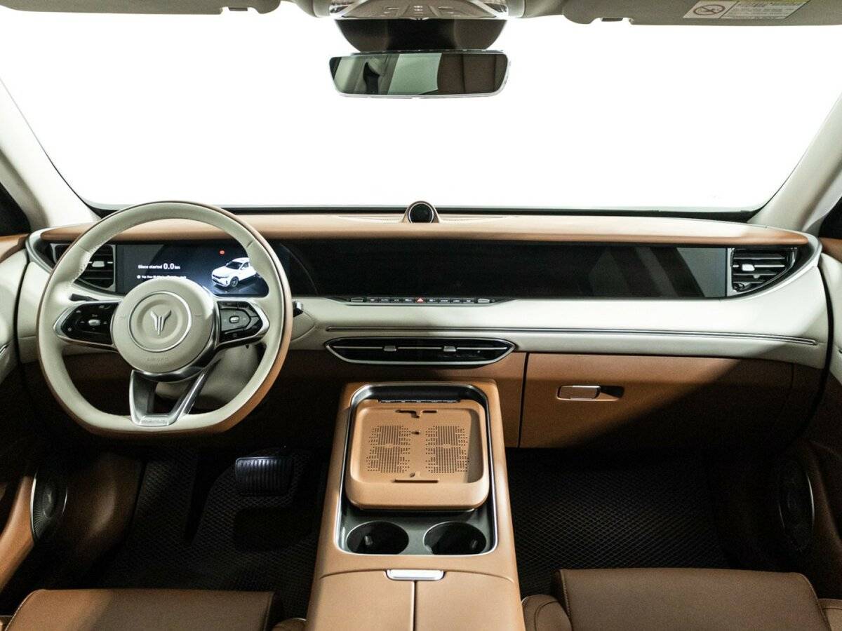 Voyah Free с пробегом — 2023 год. Фото: #12