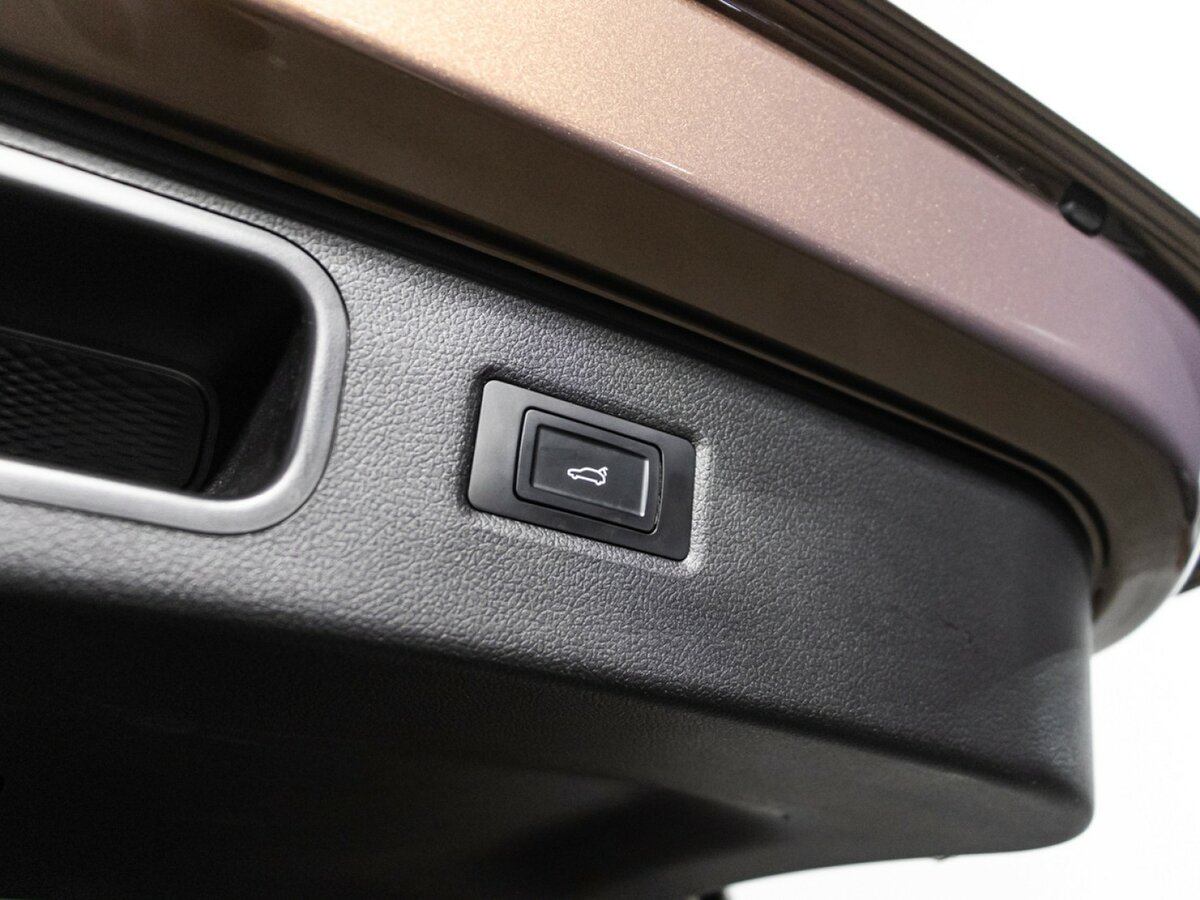 Voyah Free с пробегом — 2023 год. Фото: #22