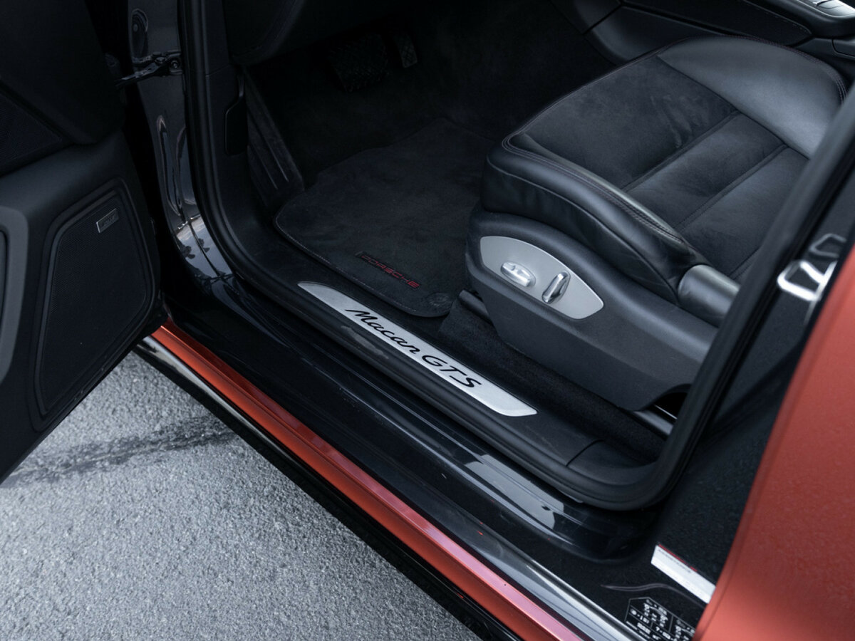 Porsche Macan с пробегом — 2016 год. Фото: #14