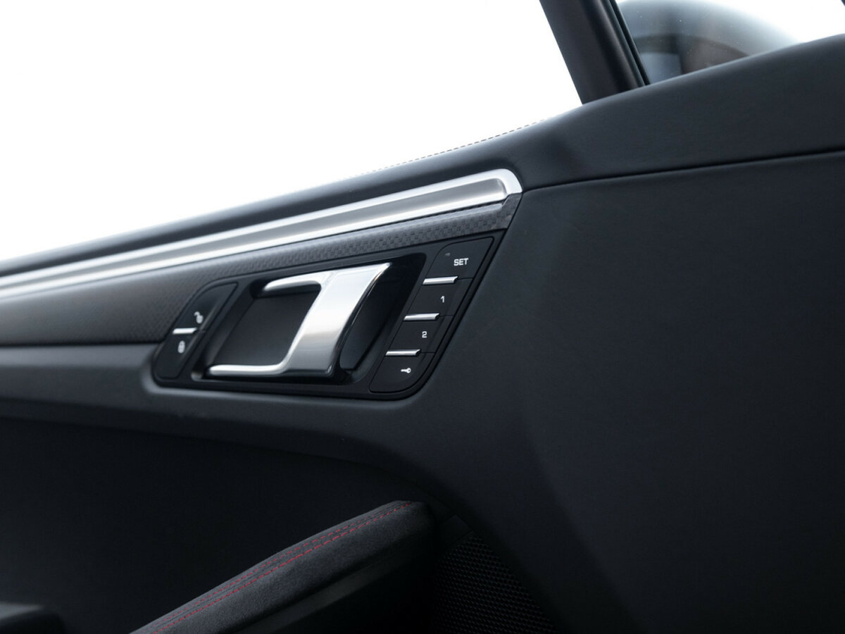 Porsche Macan с пробегом — 2016 год. Фото: #22