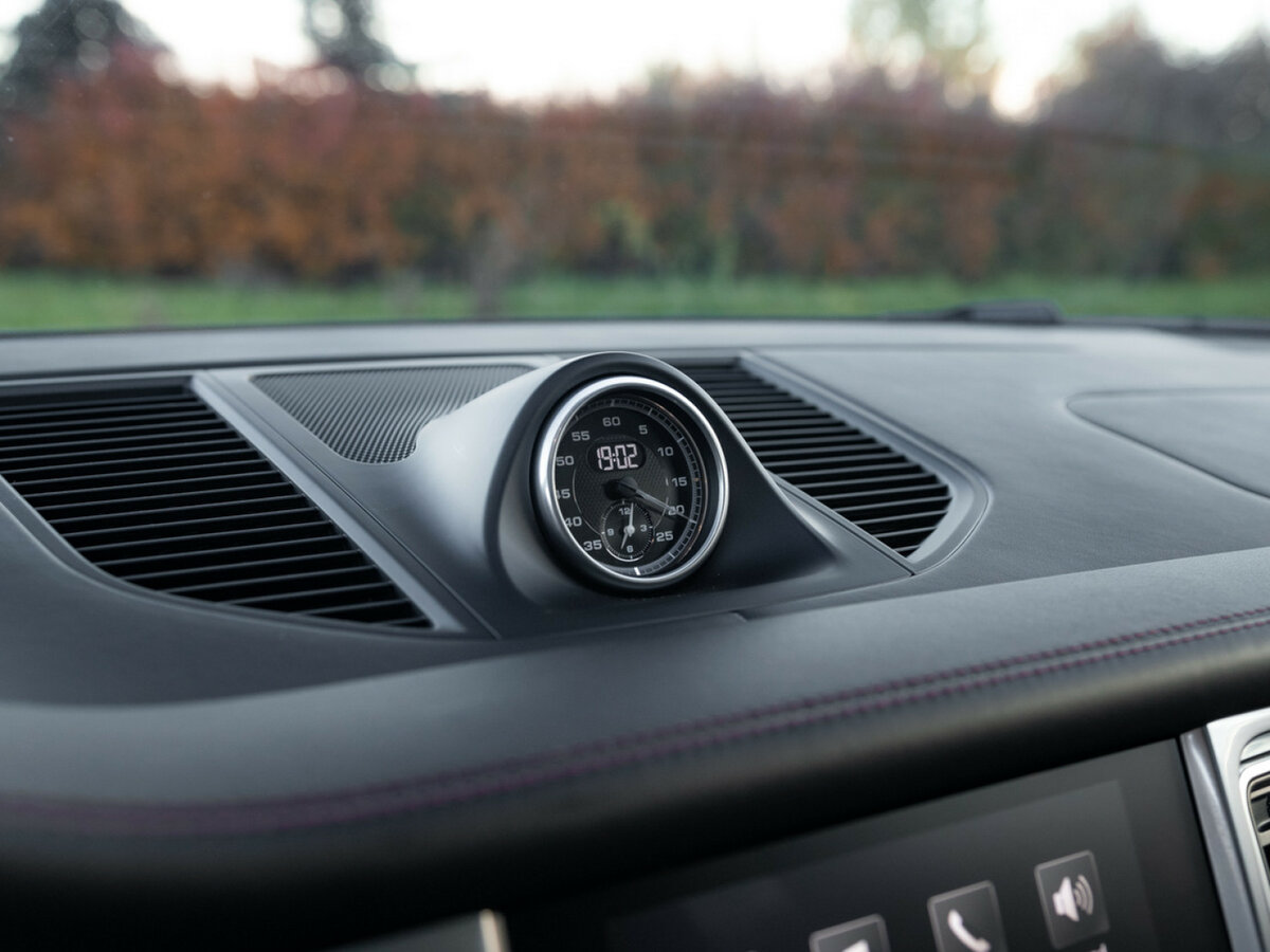 Porsche Macan с пробегом — 2016 год. Фото: #25