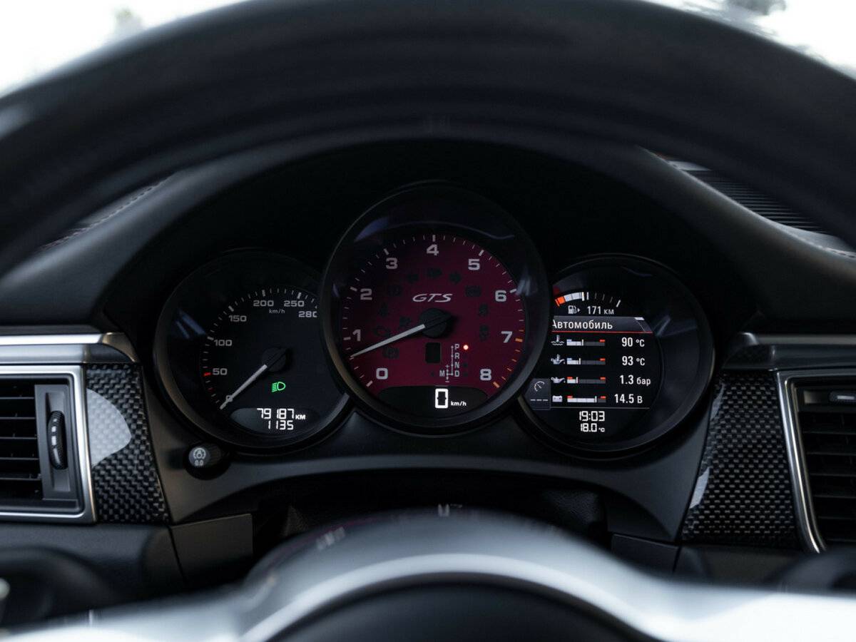 Porsche Macan с пробегом — 2016 год. Фото: #26