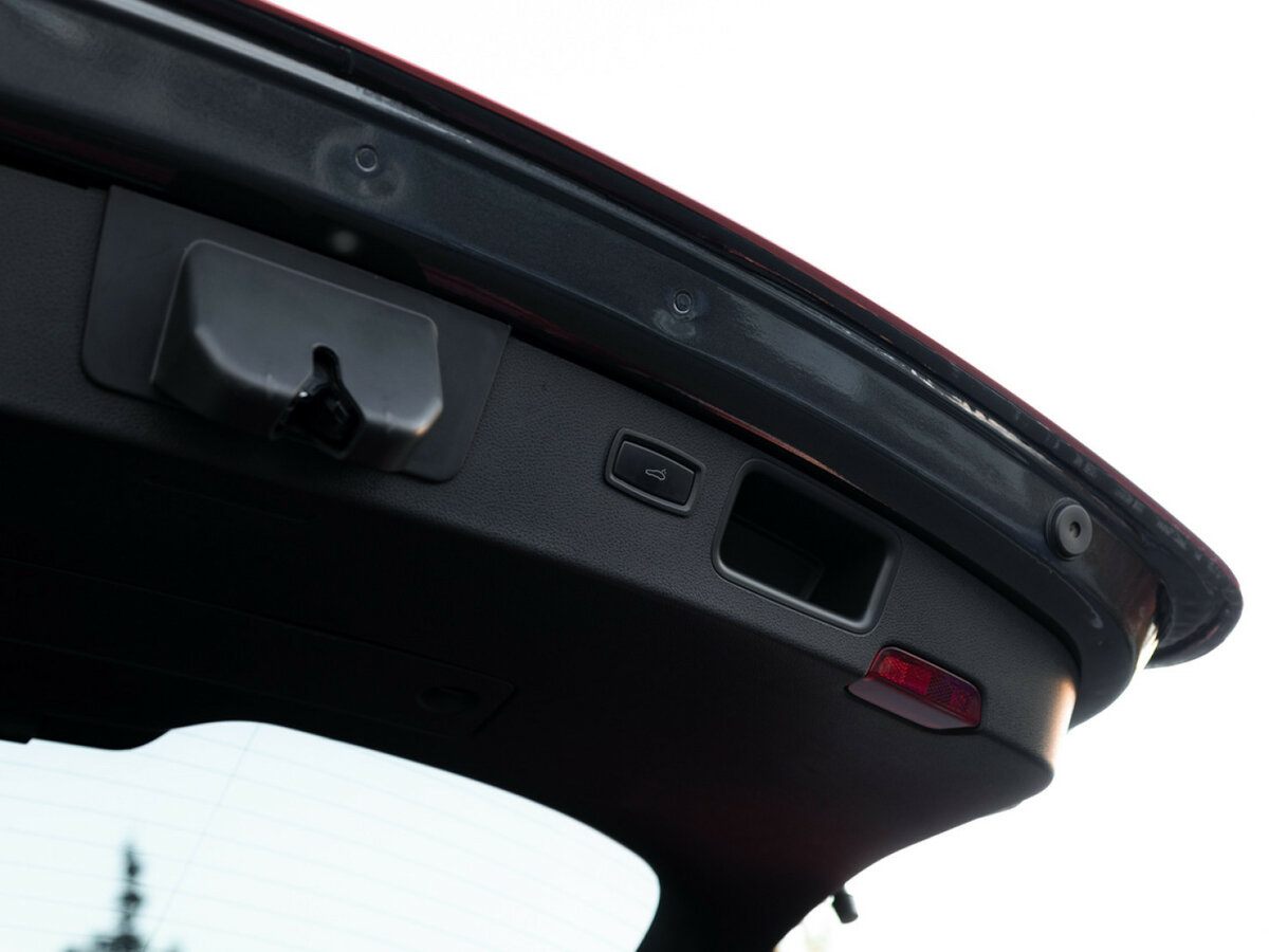 Porsche Macan с пробегом — 2016 год. Фото: #28