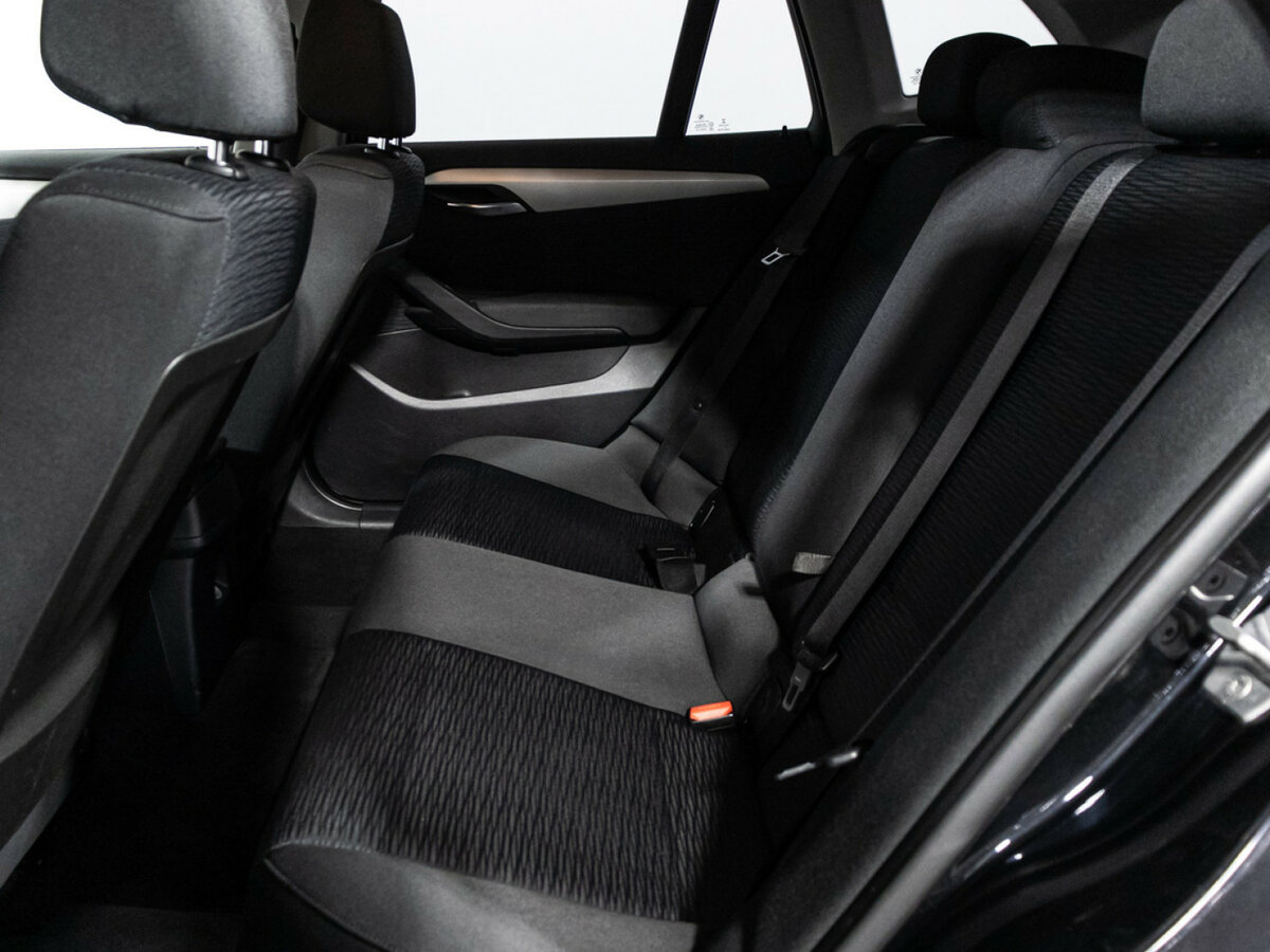 BMW X1 с пробегом — 2014 год. Фото: #9