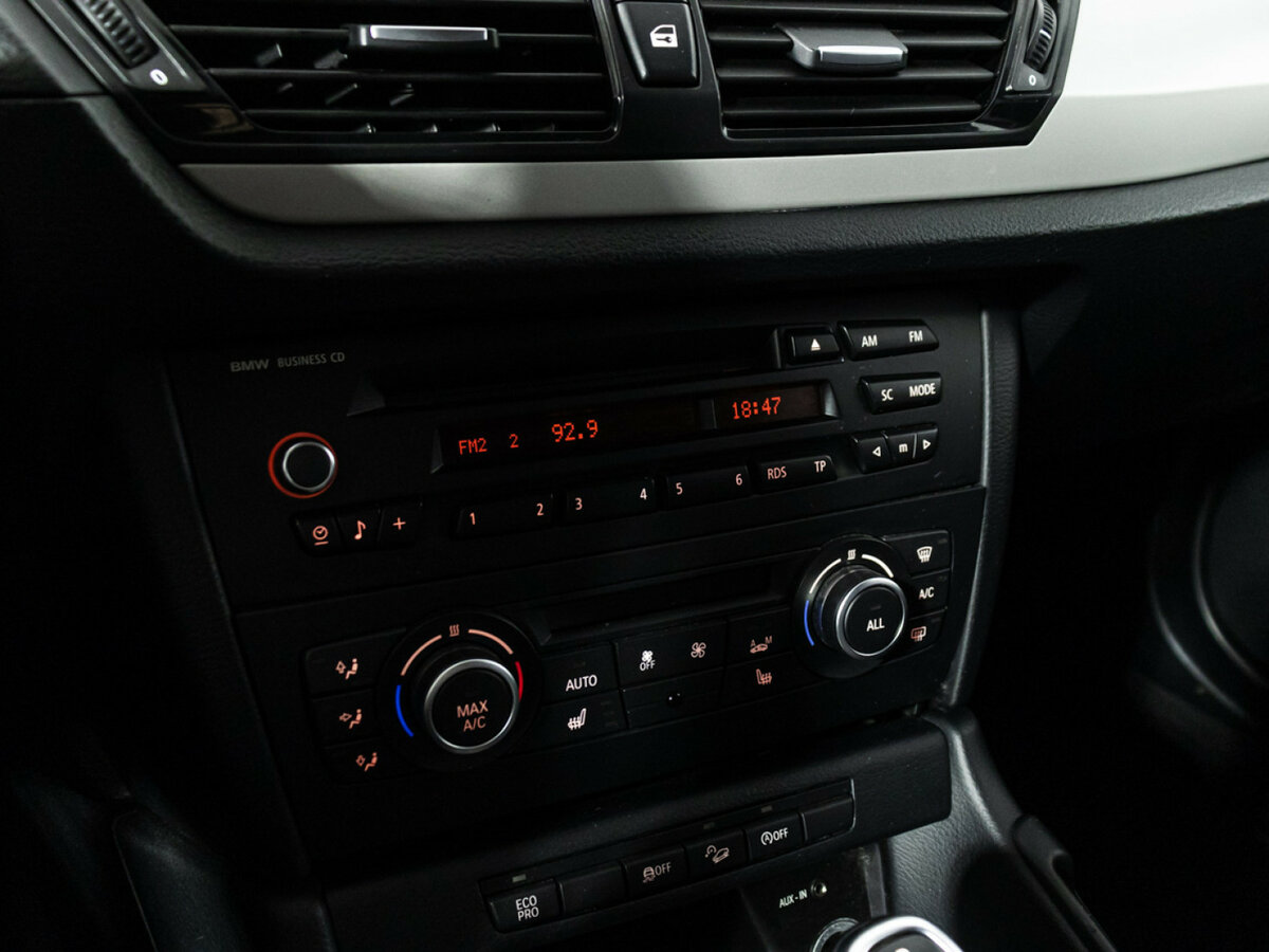 BMW X1 с пробегом — 2014 год. Фото: #14