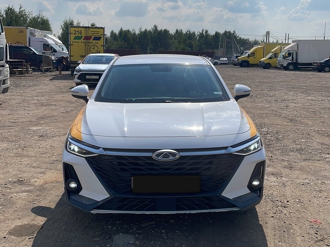 Chery Arrizo 8 с пробегом — 2024 год. Фото: #1